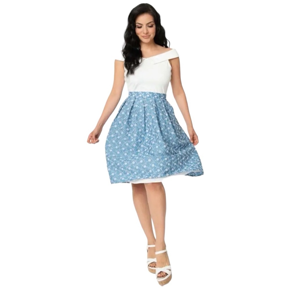 Unique Vintage Chambray Floral Denim Eyelet Jayne Swing Skirt Size 4X NWT - Picture 3 of 16